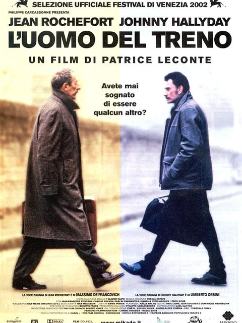 火车上的男人封面图