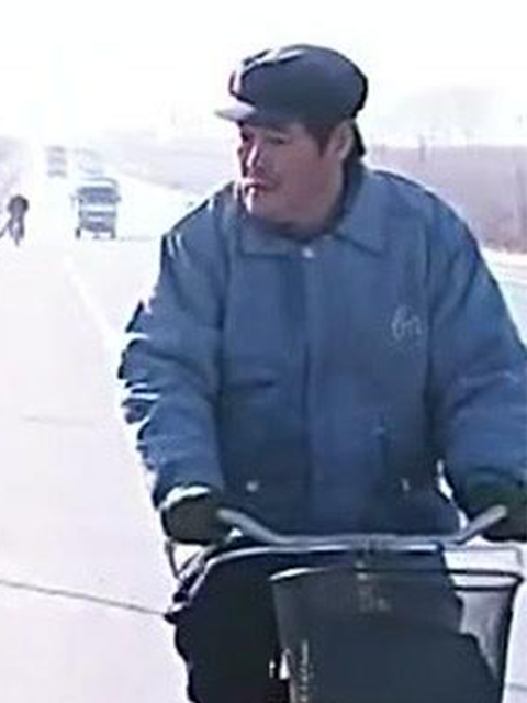 夜深人不静封面图